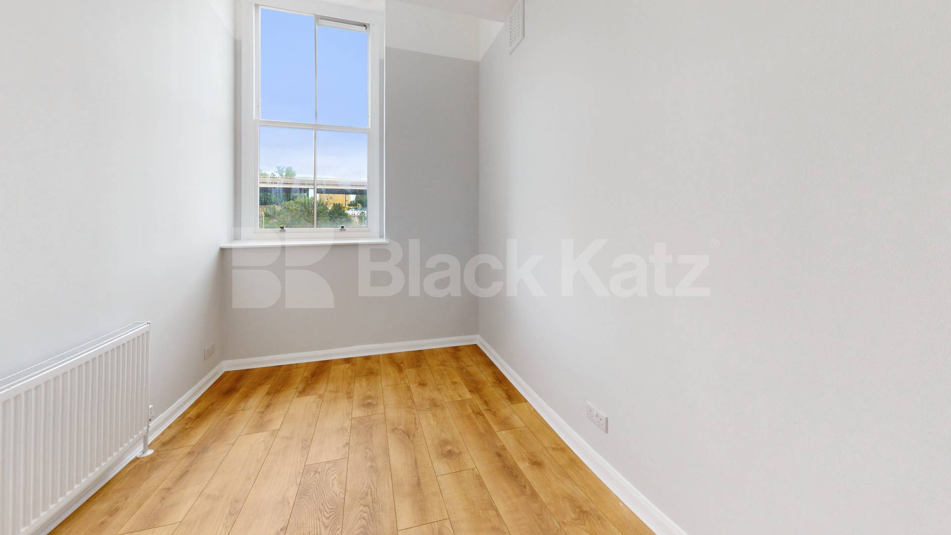 Newly refurbished one bed within walking distance to Paddington & Bayswater Gloucester Terrace, Bayswater